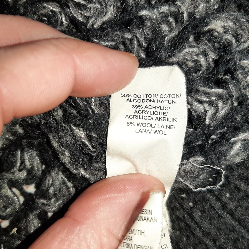 Lucky Brand Open Weave Black and Gray Sweater SM - Picture 4 of 12